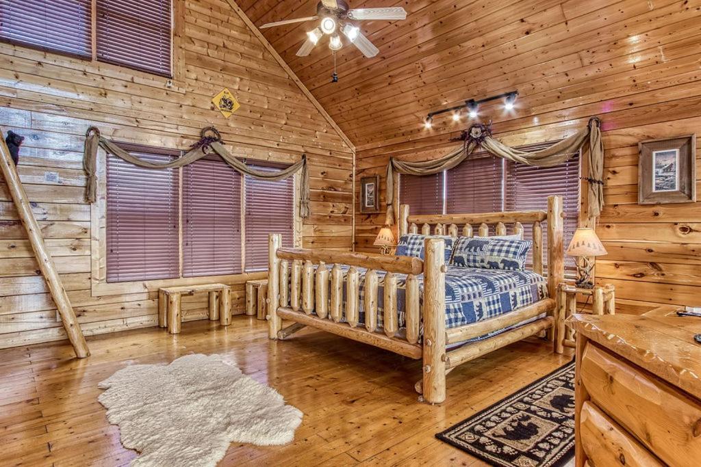 Endless View- Amazing Panoramic Mountain Views, Pool Access, Free Area Attraction Tickets Villa Сивиървил Екстериор снимка