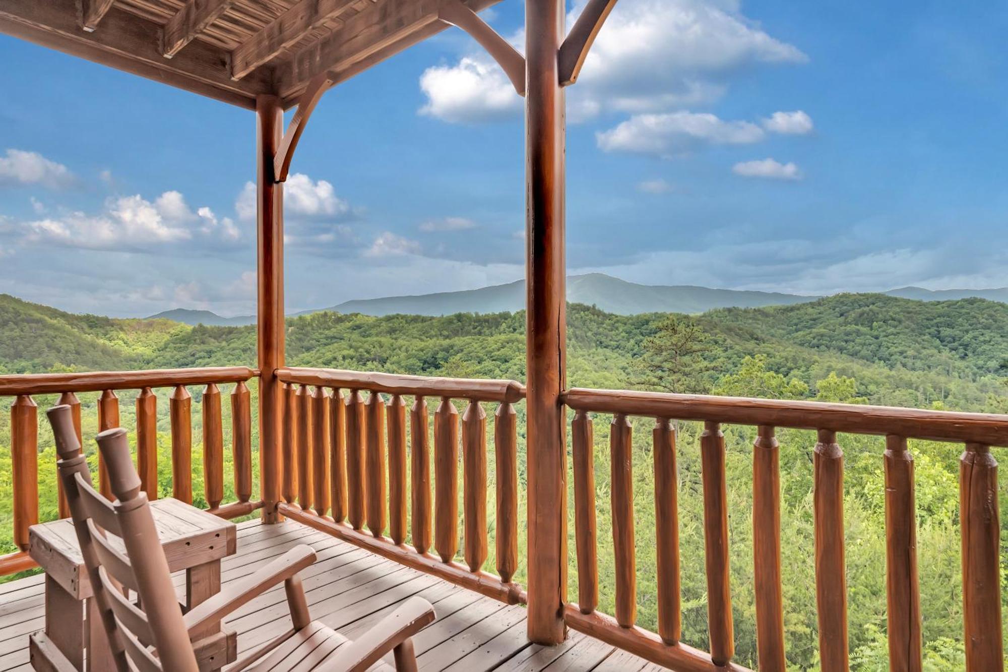 Endless View- Amazing Panoramic Mountain Views, Pool Access, Free Area Attraction Tickets Villa Сивиървил Екстериор снимка