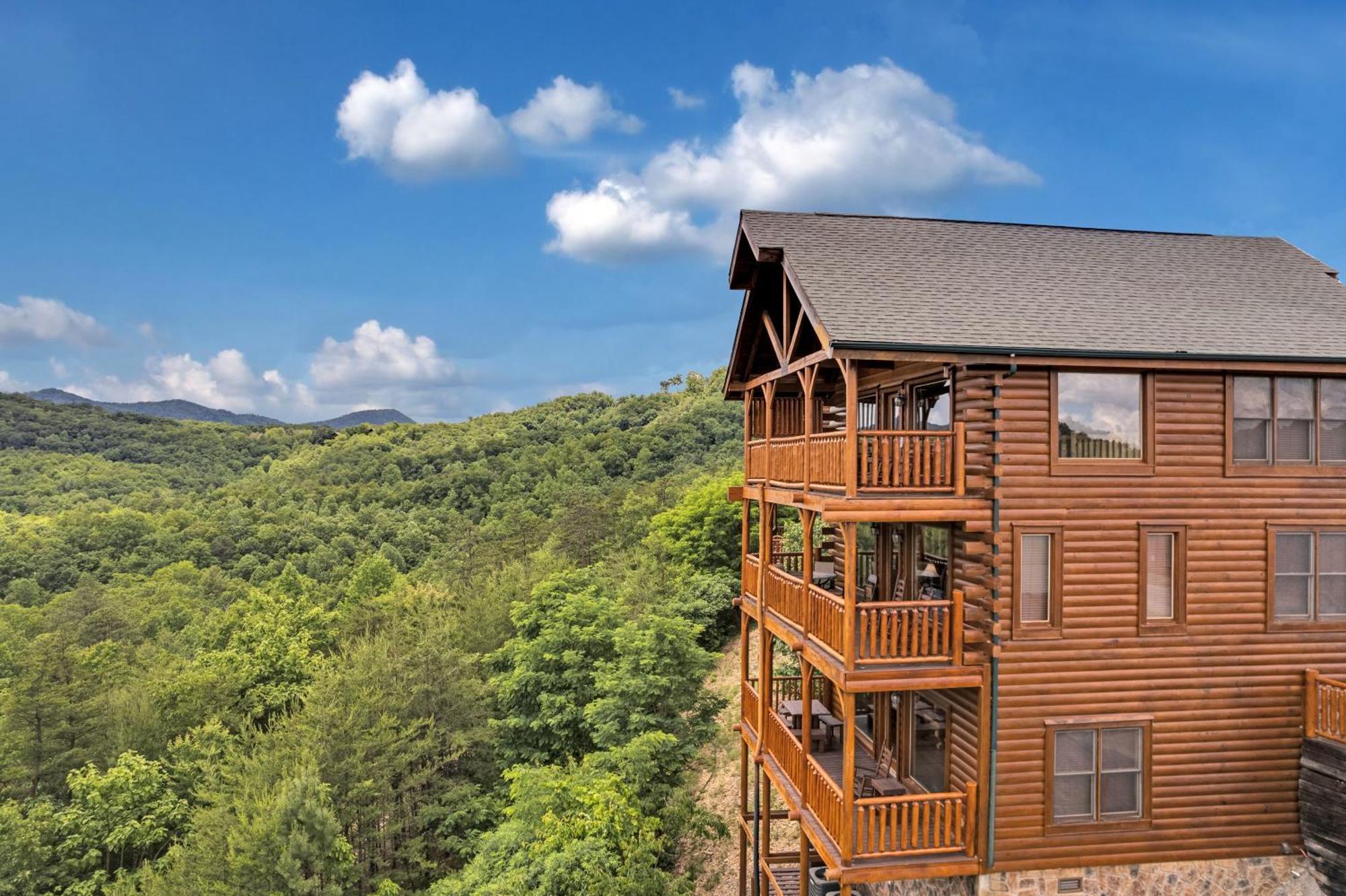 Endless View- Amazing Panoramic Mountain Views, Pool Access, Free Area Attraction Tickets Villa Сивиървил Екстериор снимка